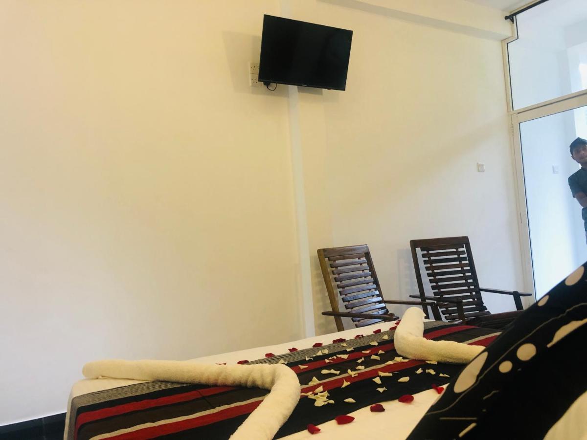 Boo Kirinda Holiday Resort Бадула Екстериор снимка